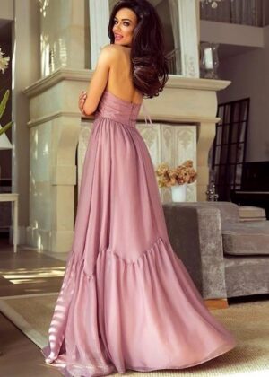 długa sukienka sofia pudrowy róż z odkrytymi plecami sofia