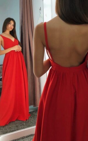 Długa sukienka Rosie czerwona na ramiączkach tył