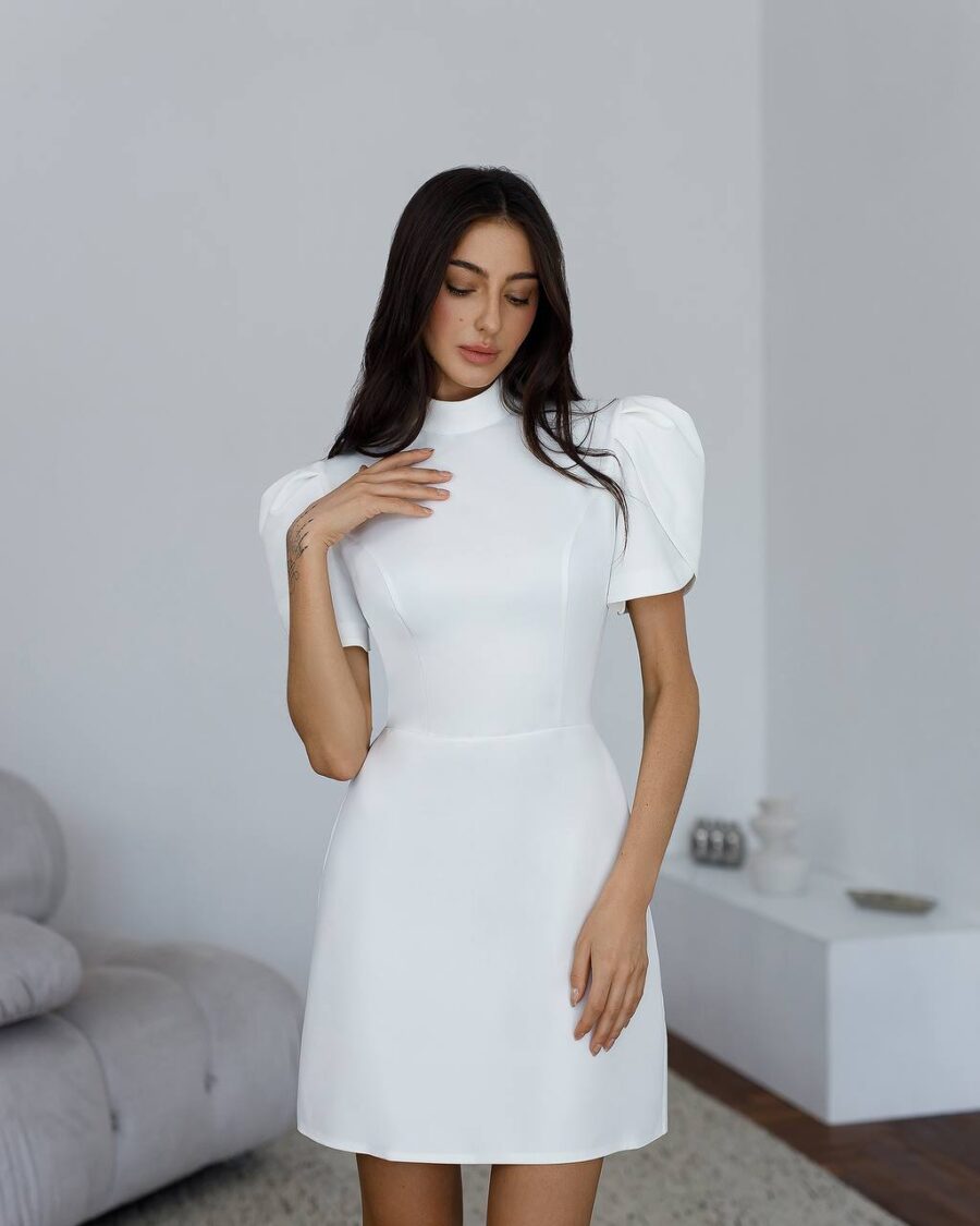 EMILY Sukienka Mini 548 z Wycięciem na Plecach Ecru - obrazek 2
