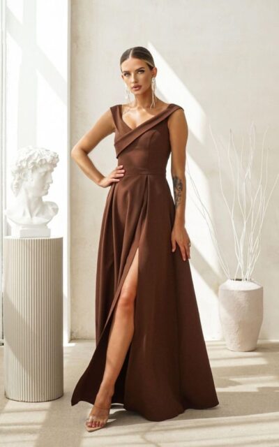 SABRINA Sukienka na Ramiączkach Maxi Czekolada